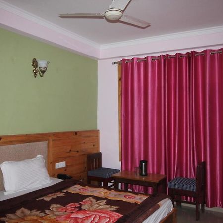Hotel Ravine Pālampur Екстериор снимка