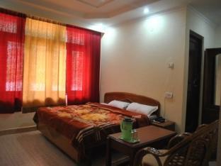 Hotel Ravine Pālampur Екстериор снимка
